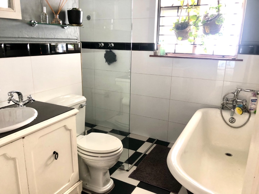 2 Bedroom Property for Sale in Rondebosch Western Cape